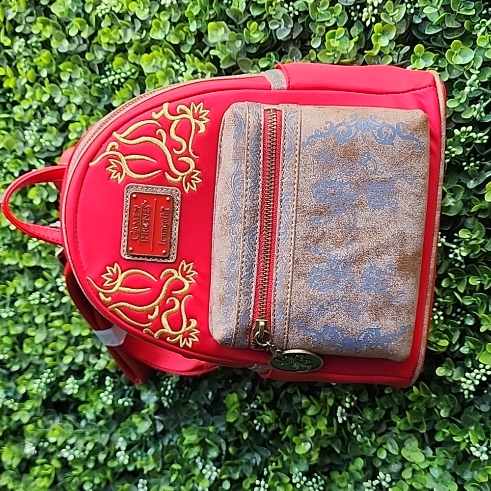 Loungefly Game Of Thrones HBO Mini Backpack Bag Red NWT - Picture 4 of 13